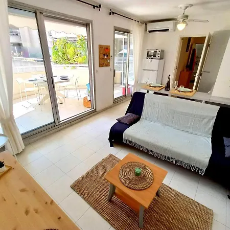 2p 42m² Terrasse / Piscine / Clim / ! *