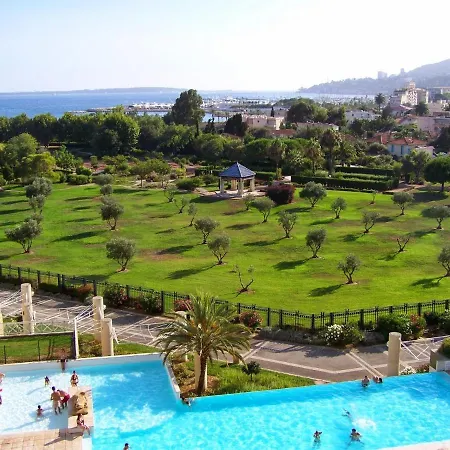 2p 42m² Terrasse / Piscine / Clim / ! Apartment Juan-les-Pins