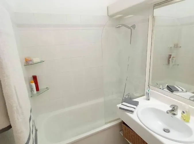 2p 42m² Terrasse / Piscine / Clim / ! Apartment