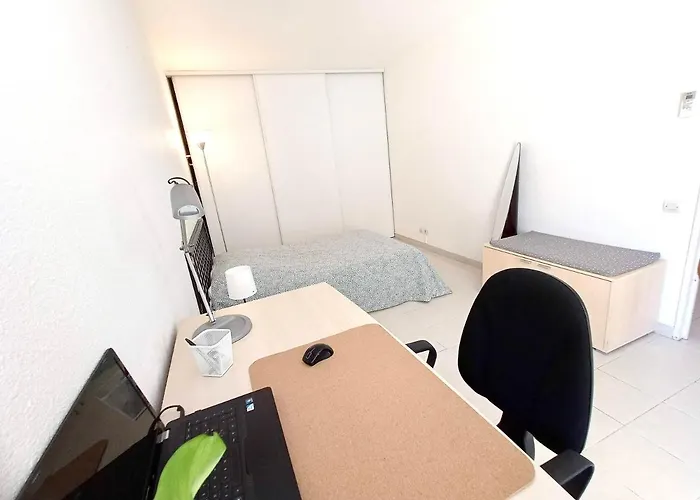 2p 42m² Terrasse / Piscine / Clim / ! Apartment